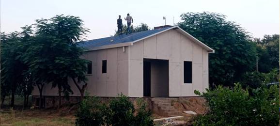 Constructing Farmhouse with PUF Panels