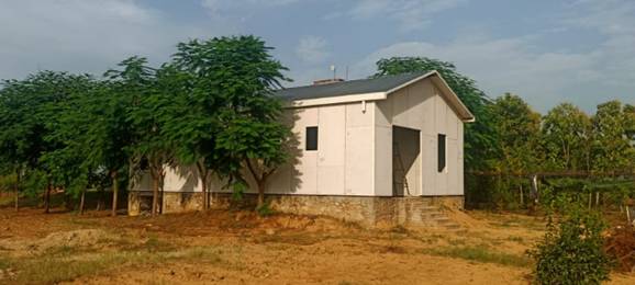 Constructing Farmhouse with PUF Panels